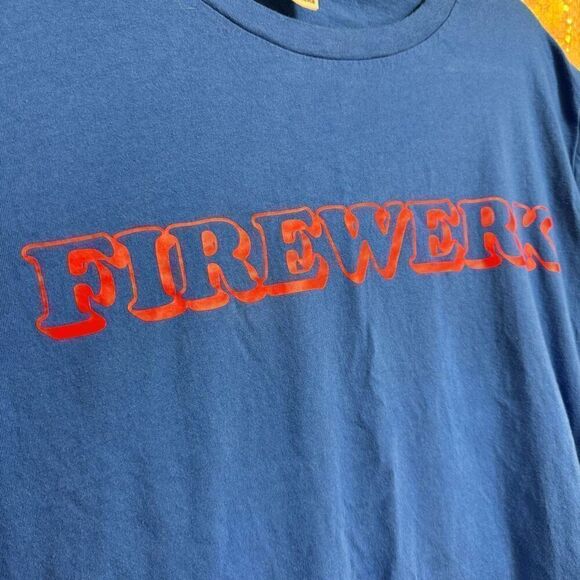 PINK Victorias Secret Red White Blue 4th of July Firewerk Campus T Shirt Large - Picture 3 of 7